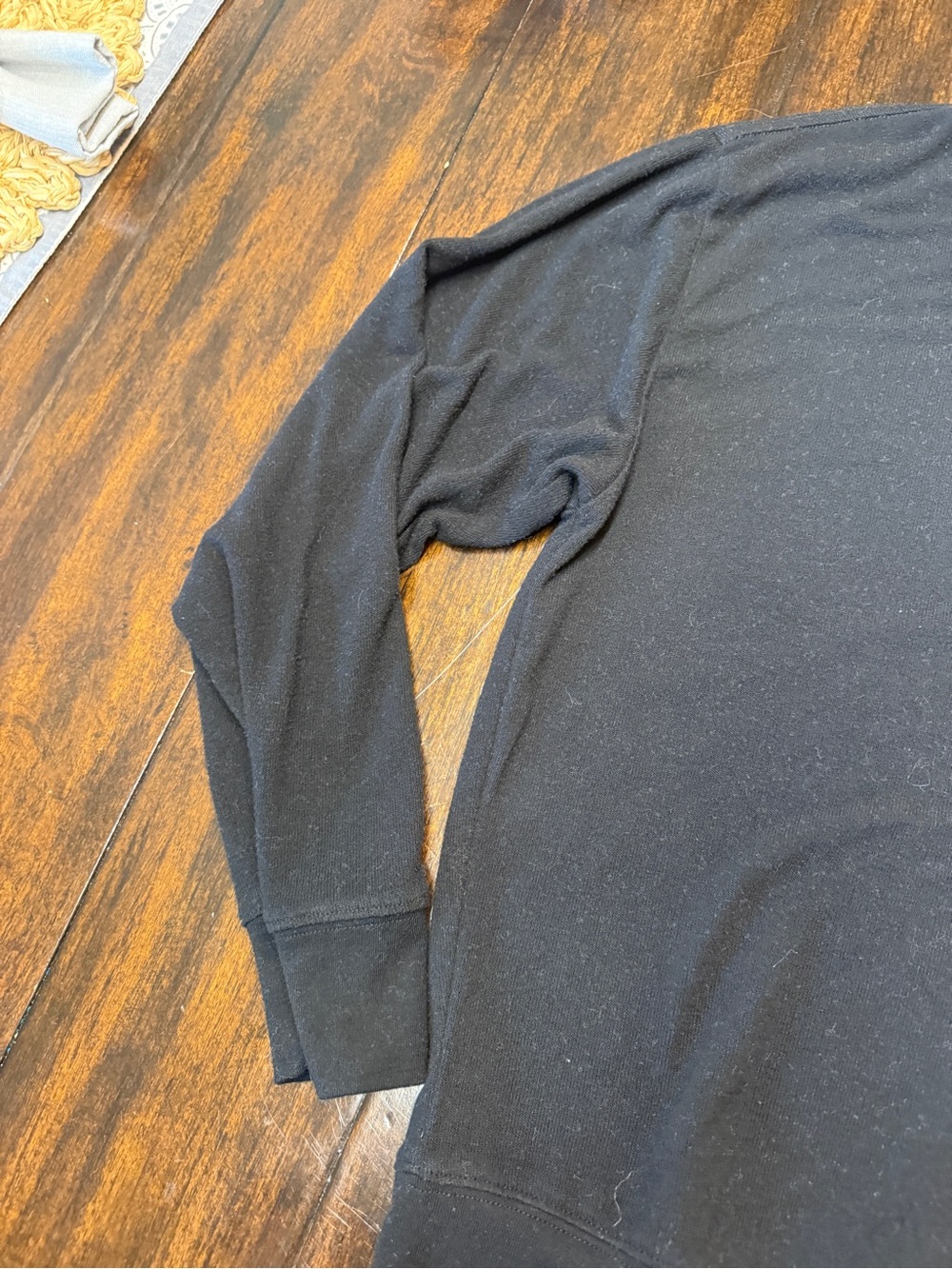 Pure Barre Black 'PURE GANGSTER' Crewneck light weight pullover - Picture 3 of 5
